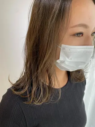ミディアム カラー パーマ ヘアアレンジ IVY villa Suzu.のヘアスタイル
