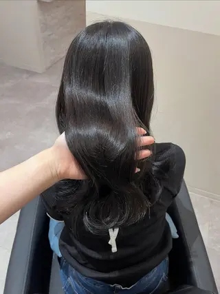 ミディアム 堤　葵生/透明感カラ ー/髪質改善縮毛矯正のヘアスタイル