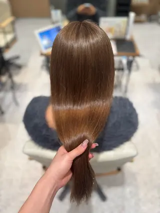 ロング カラー ブリーチ/マツエク 𝓡𝓲𝓷🫧のマツエク・マツパデザイン