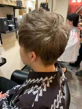 カラー メンズ Mikuri 【Little】のヘアスタイル