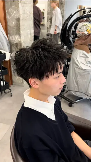 ショート メンズ 山口 琢也のヘアスタイル