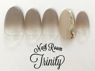 ネイル Trinity staffのネイルデザイン
