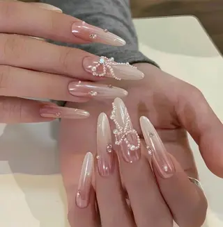 ネイル XIXI ネイルのネイルデザイン