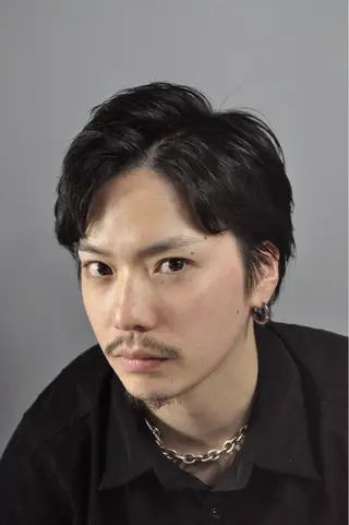 ショート 中越 仁一郎のヘアスタイル