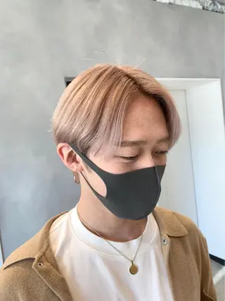 ショート カラー メンズ ハイトーン×レイヤー ／遠藤将太のヘアスタイル