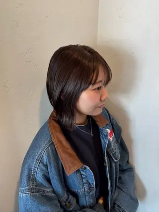 ショート レディースレイヤー× 透明感カラー/紗彩のヘアスタイル