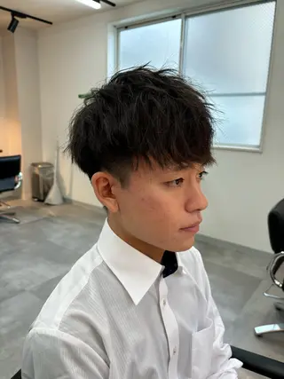 メンズ 保立/フェザーパーマ /メンズカット千葉のヘアスタイル