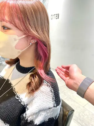 ミディアム カラー ヘアアレンジ 🌈インナーカラー ‘ショウマ’🌈のヘアスタイル