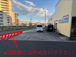 Demi 武蔵浦和店のネイルデザイン