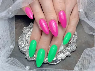 ネイル マジックミラー所属・マジック ミラーのネイルデザイン