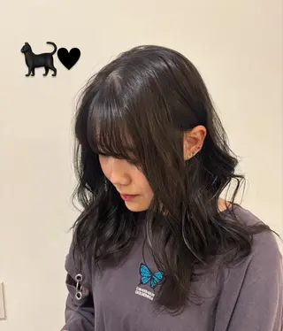 カラー 髙木 藍紗のヘアスタイル