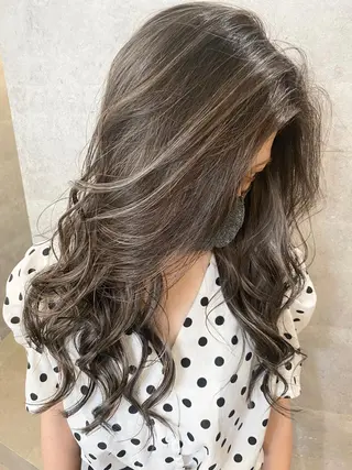 ロング カラー パーマ ヘアアレンジ ネイル マツエク・マツパ 井上 一平のヘアスタイル