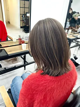ミディアム カラー パーマ ヘアアレンジ メンズ キッズ レイヤーカット 🌿透け感カラーのヘアスタイル