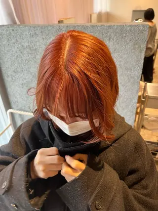 ミディアム カラー 藤井 美歩/赤髪のヘアスタイル