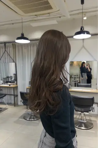 セミロング カラー じゅわっと暖色カラー 🍊Moemiのヘアスタイル