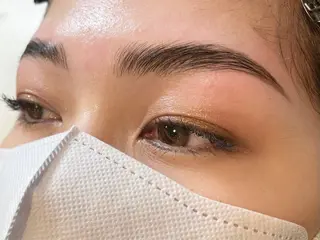 アイブロウ TRU 菜緒のマツエク・マツパデザイン