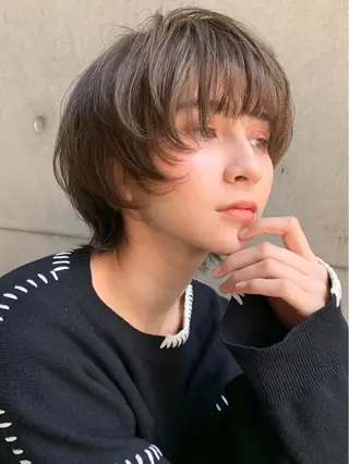 ショート カラー Ｖｉｏｔ  銀座 樋口 桃佳のヘアスタイル