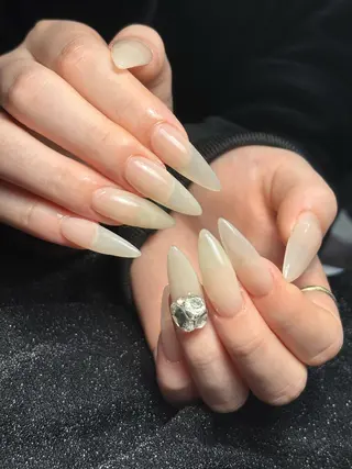 ネイル ✴︎ Delightのネイルデザイン