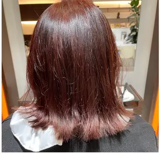 ミディアム カラー WACHI AYATOのヘアスタイル