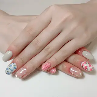 ネイル BRooCH yuzuのネイルデザイン