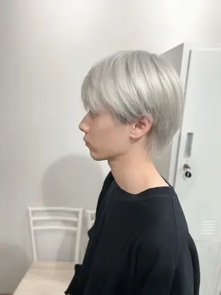 カラー メンズ ブリーチ/髪質改善/ レイヤー/YUTO‎のヘアスタイル