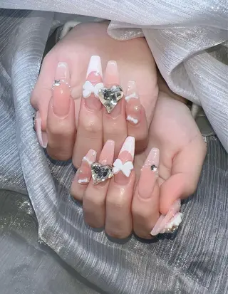 ネイル Lee Nails チップ長さだし専門店のネイルデザイン