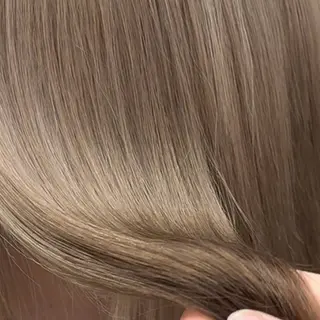 カラー ao - 赤み消し ベージュ/大阪梅田のヘアスタイル