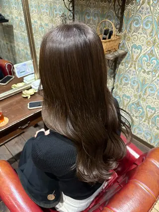 セミロング カラー なぎさ 🎀  / 透明感カラー/心斎橋のヘアスタイル