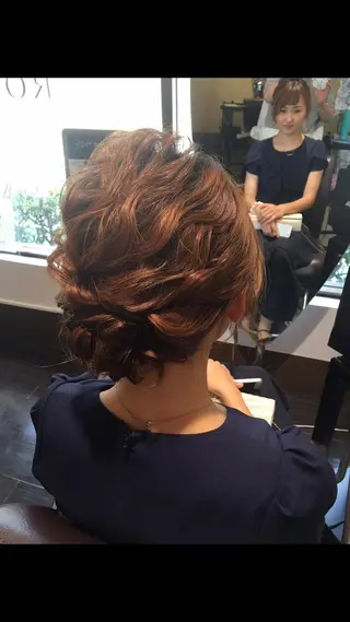 ミディアム 早稲田 千尋のヘアスタイル