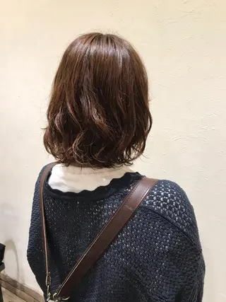 ミディアム 進 詩織のヘアスタイル
