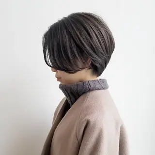 ショート カラー iplus まつげ、眉毛、耳つぼのマツエク・マツパデザイン