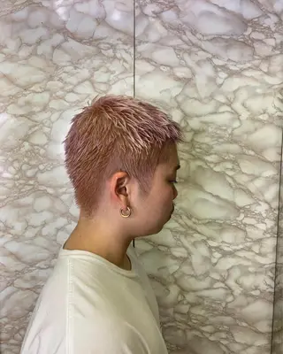 ショート メンズ 🌟小顔レイヤー× 赤み消し透明感カラーのヘアスタイル
