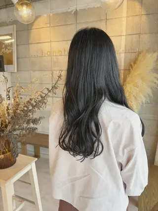 ロング 中村 潮音のヘアスタイル