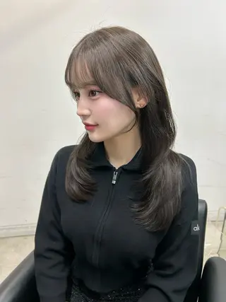 ミディアム 梅田l大人韓国ヘア レイヤー×艶カラーのヘアスタイル