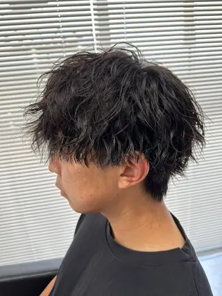 ショート パーマ メンズ ユウ🪄 パーマ指名No1のヘアスタイル