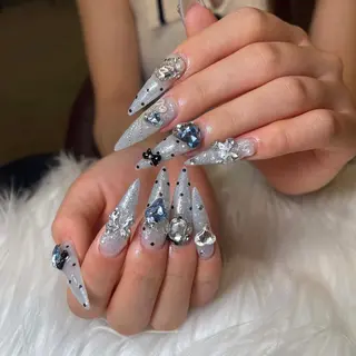 ネイル NiJi Nailsのネイルデザイン