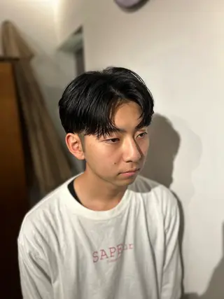 ショート ボブレイヤー募集中 出島　凜平のヘアスタイル
