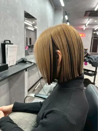 ショート カラー aoi .のヘアスタイル