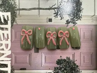 ネイル 個性派ネイル 🌼 ハルカ ♡の眉毛・アイブロウイメージ