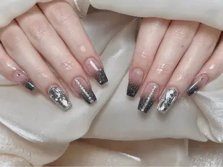 ネイル Maggie Nail🦩のネイルデザイン