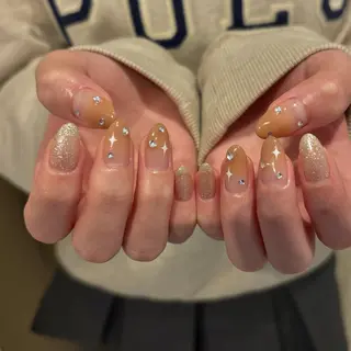 ネイル ⠀ loggy.のネイルデザイン