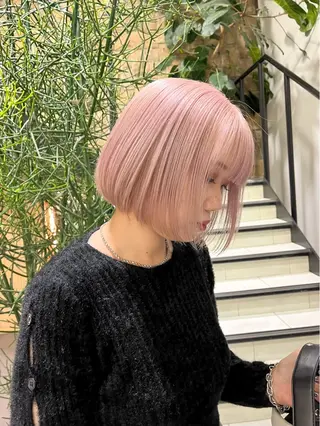 ショート カラー 海外girl🤎 透明感ベージュmaoのヘアスタイル