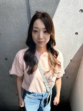 ロング カラー パーマ ヘアアレンジ メンズ キッズ レイヤーカット 🌿透け感カラーのヘアスタイル