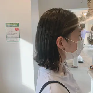 ミディアム 綿貫 美雪のヘアスタイル