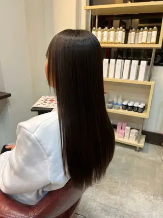 ロング 吉岡 なみのヘアスタイル