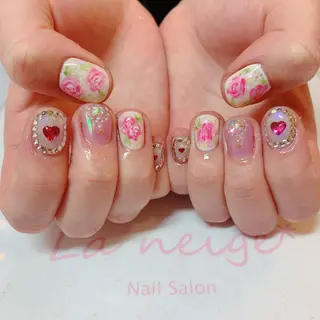 ネイル La neige* yuki 🐩🌙のネイルデザイン