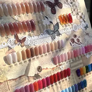 ネイル 🦋y y Nail 🤍のネイルデザイン