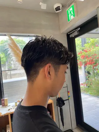 パーマ メンズ 鶴井 美空のヘアスタイル