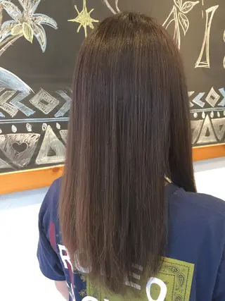 セミロング クボキ サヤのヘアスタイル