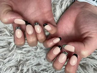 ミディアム ネイル ✴︎ Delightのネイルデザイン